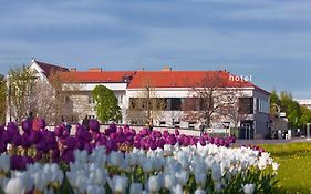 Strandhotel Alte Donau